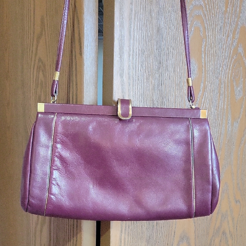 Vintage Australian Leather Burgundy  Shoulder Bag by FAIGEN